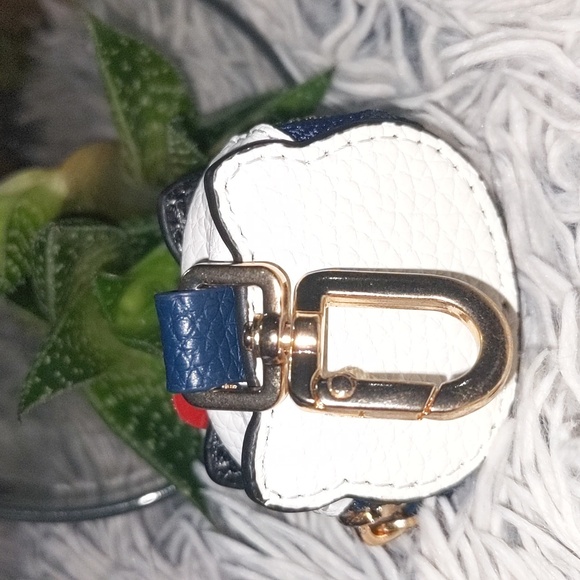 Hello Kitty White and Red Mini Bag Purse Charm - Picture 5 of 5